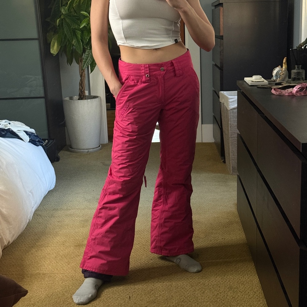Burton Low Rise Magenta Snowboarding Pants